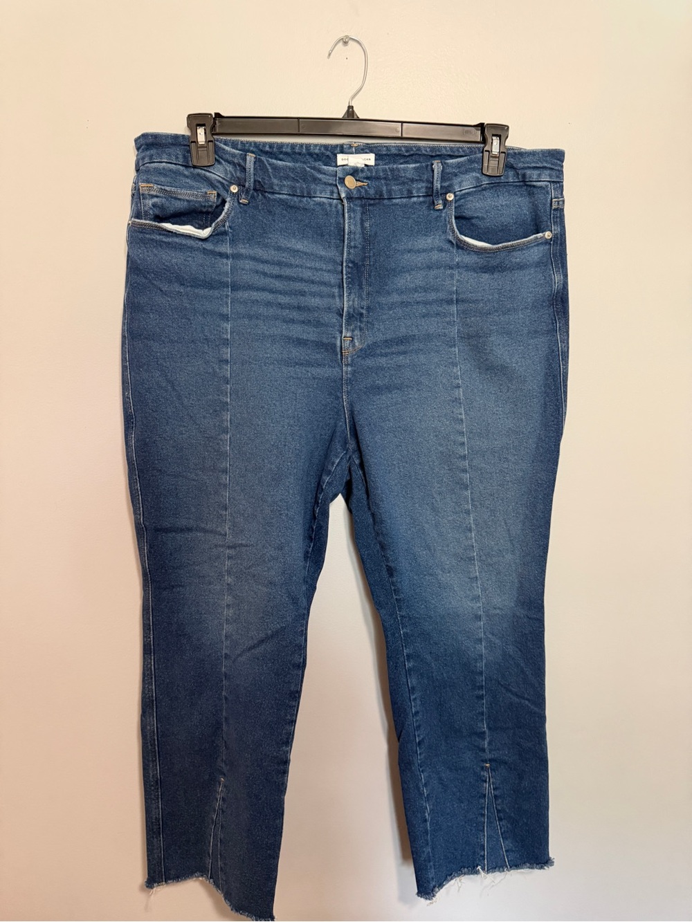 Good American Straight Leg Jeans Size 20